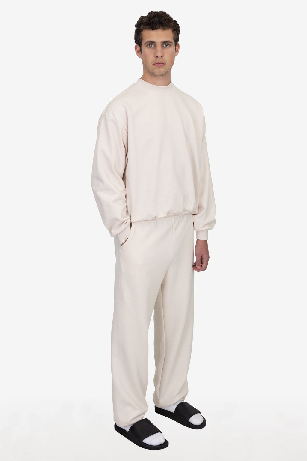 MWF1044 Unisex - 10 oz. Mid-Weight Poly Cotton Fleece Wide Sweatpant