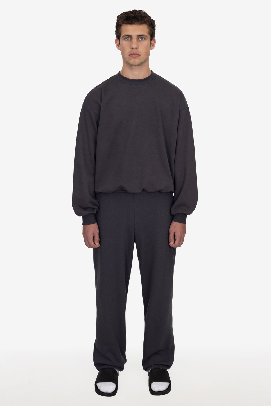 MWF1044 Unisex - 10 oz. Mid-Weight Poly Cotton Fleece Wide Sweatpant